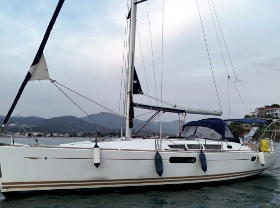 Jeanneau 44i Yelkenli - Fethiye