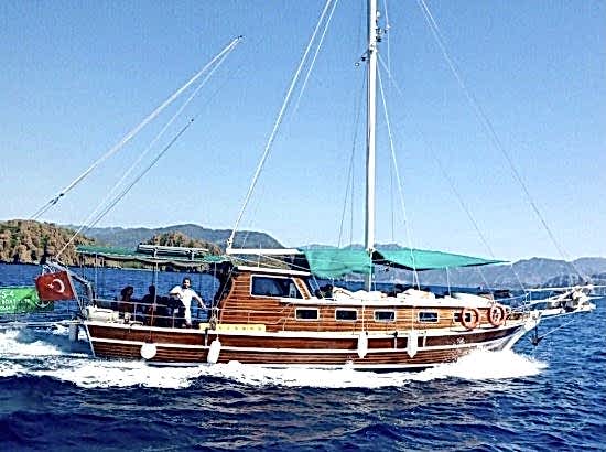 Ozbarıs gulet - Selimiye